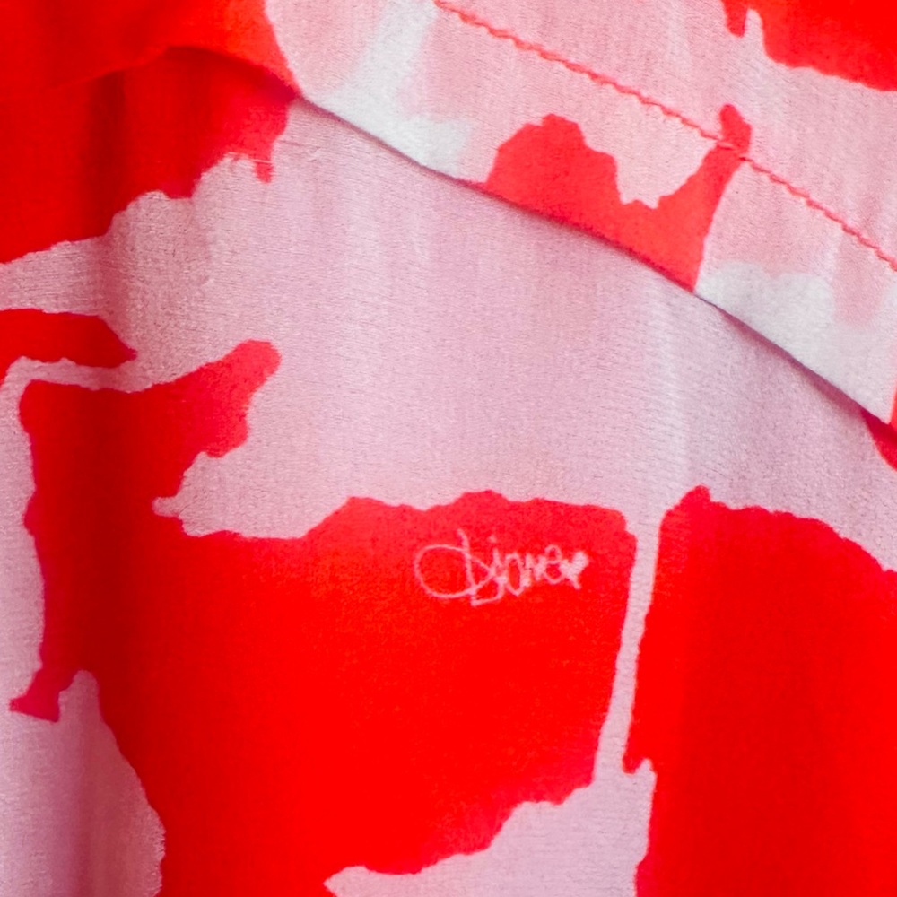 Diane Von Furstenberg Red and White Flutter Sleeve Blouse - Picture 7 of 9
